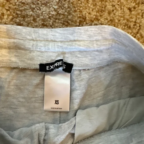 Heather gray express shorts - Image 3