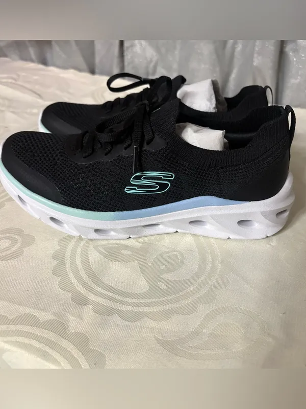 NWT- Skechers Women’s Black Knit Slip-On Sneakers with laces - Image 8