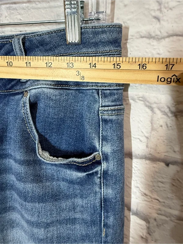 Risen High-Rise Wide-Leg Jeans in Medium Blue Wash, 11/30 - Image 3