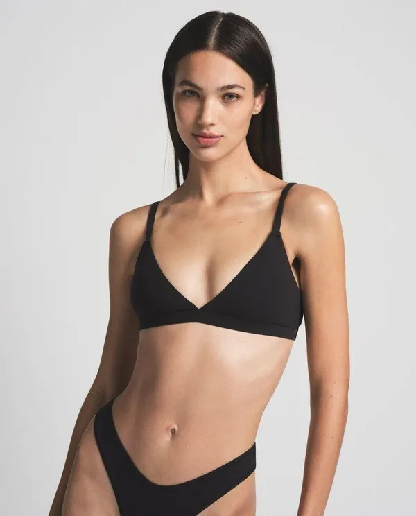Skims Fits Everybody Triangle Bralette Onyx Medium - Image 2