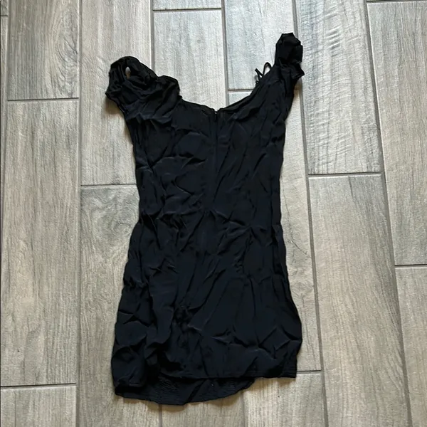 Cleobella Black Top with Silver Bead Details - Image 4