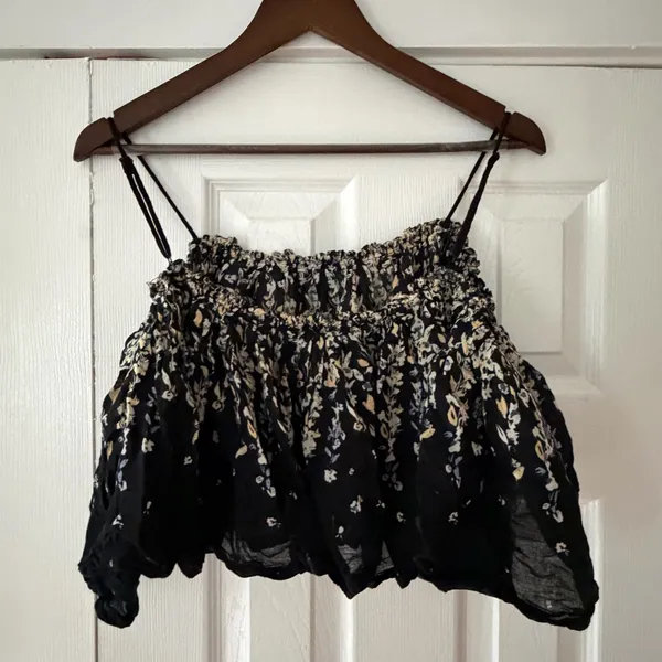 Free People Floral Black Spaghetti Strap Instant‎ Crush Camisole XS EUC - Image 3