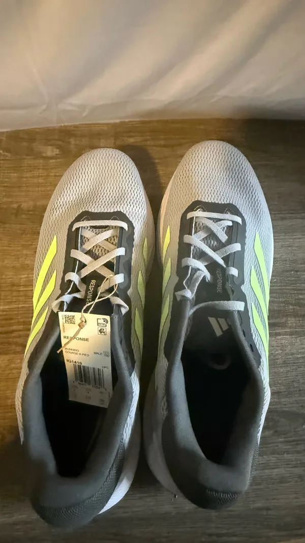 Man Running Adidas Shoes size 13 - Image 2