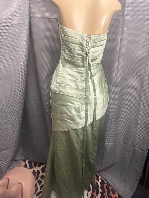 New size small beautiful dress Green - Image 2