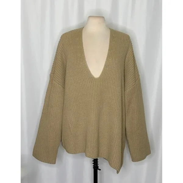 Revolve WEWOREWHAT‎ Solid V Neck Sweater Solid Tan Oat Oversized Knitwear M/L - Image 2