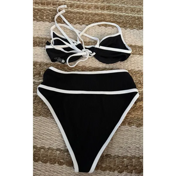 NEW Beach Riot Kori Top/ Carlotta Bikini Set Size Small - Image 7
