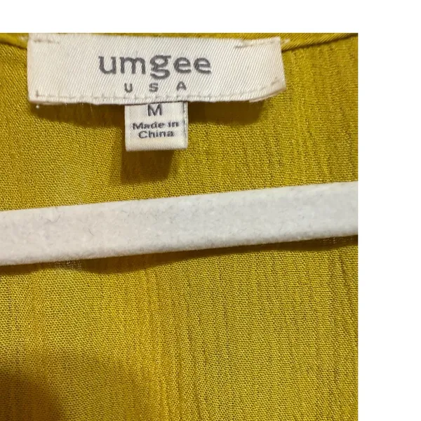 Umgee USA Mustard Yellow Floral Boho Mixed Print Tunic‎ Top Crochet Lace Medium - Image 3