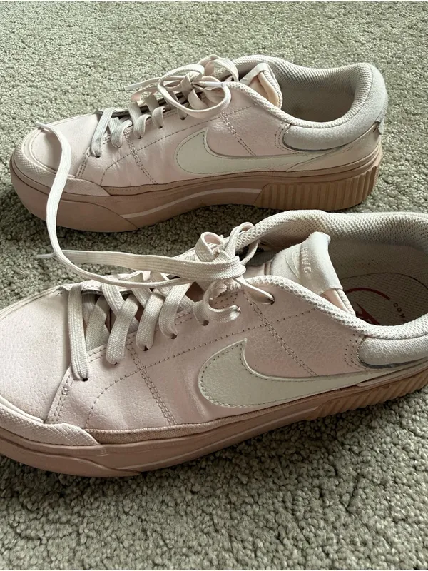 Nike Women’s Light Pink Low-Top Sneakers with White Swoosh - Image 3