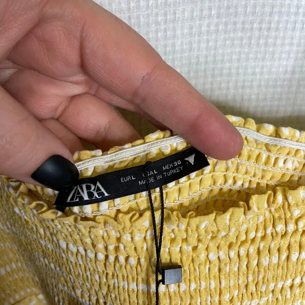 Zara | Yellow Polka Dot Tank Large NWT Spaghetti Strap Butter‎ Yellow - Image 4