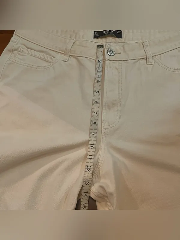 Hollister Women’s Cream Ultra High-rise Baggy Denim Jeans - Short Length - Image 12
