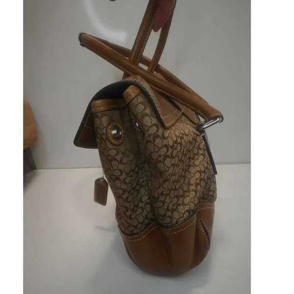 VintageY2K Brown Coach Soho Shoulder bag - Image 4