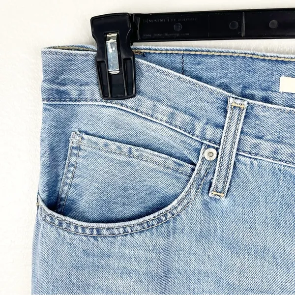 LEVI’S ‘94 Baggy 100% Cotton Light Wash Ripped High Rise Jeans, Size 30 - Image 11