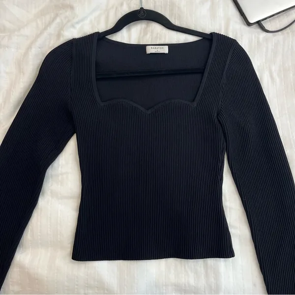 Aritzia Sculpt Knit Sweetheart Longsleeve - Image 10