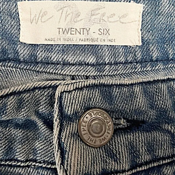Free People We The Free Size 26 Down‎ to Earth Patchwork Jeans Light Wash Distressed - Image 4