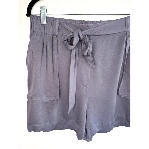 FRYE Women's 100% Rayon Shorts Size M Grey Elastic‎ Waist Tie Front Pockets NWT - Image 3