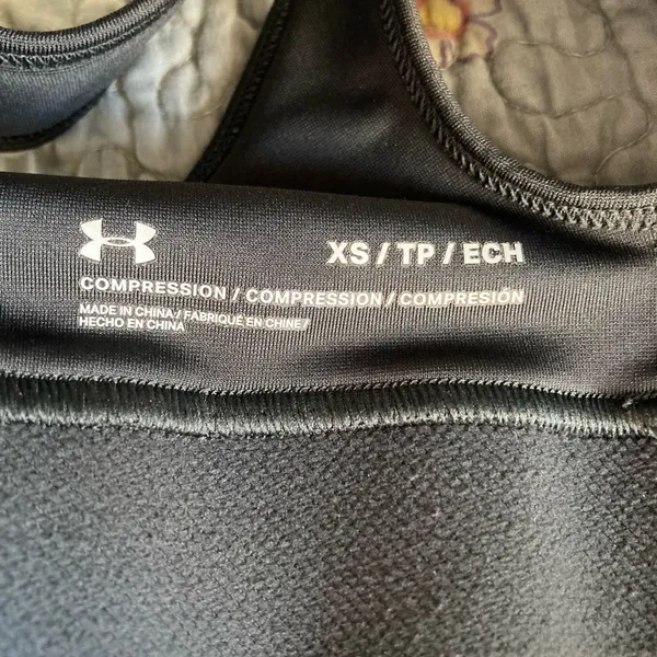 Under Armour metallic silver sports bra - Image 4