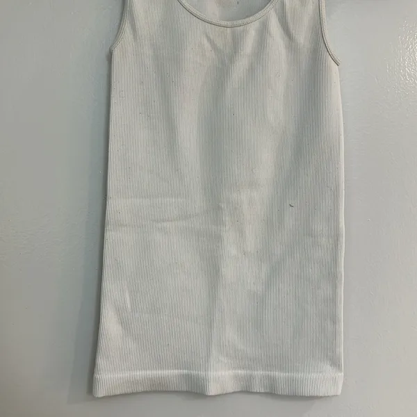 MOVING SALE Sugarlips Original Ribbed White Seamless Tank Top - Image 4