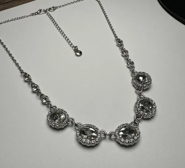 Roman Clear Rhinestone Silver Tone Necklace Signed RMN Adjustable Length - Image 4