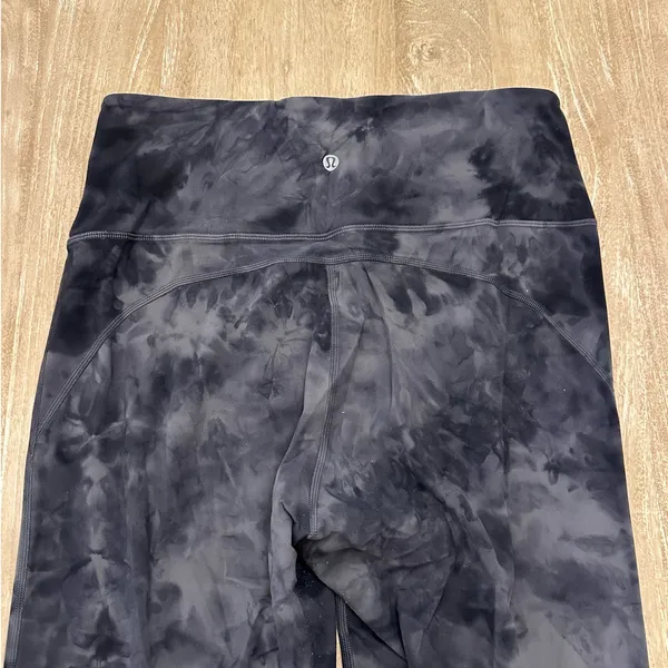 Lululemon Groove Flare Leggings - Image 4