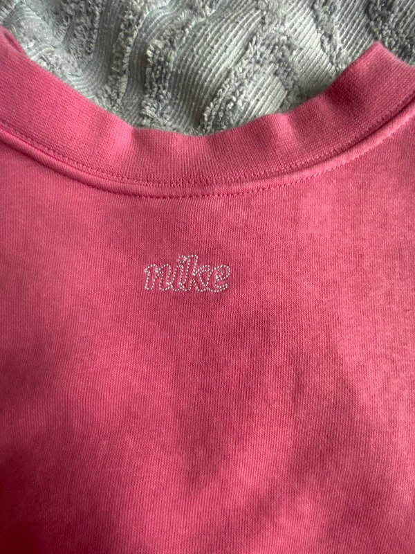 Nike Pink Crew Neck Sweatshirt - Image 3