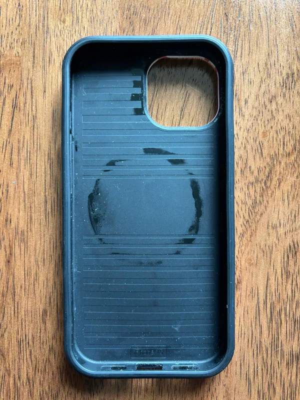 Burga Case iPhone 15 - Image 5