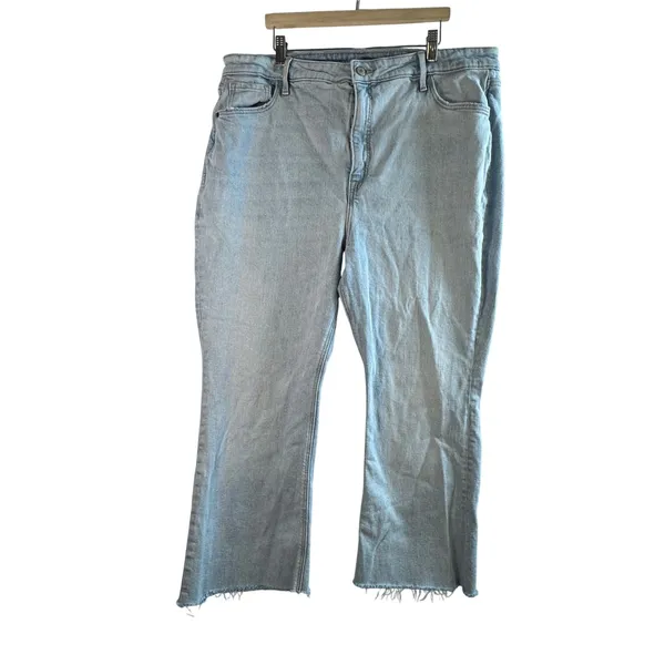Old Navy Higher High-Rise Flare Jeans Light‎ Wash Raw Hem Cotton Stretch 18 Y2K - Image 4