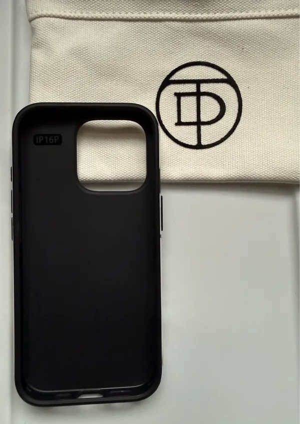 The Dairy iPhone 16 Pro Textured Armor Case Black - Image 2
