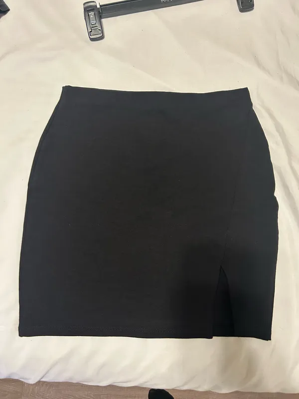 Black Mini Skirt medium. Wave Fashion - Image 3