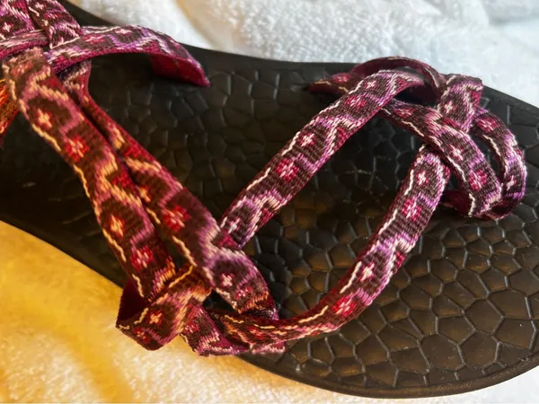 Chacos Women ZX2 Classic Strappy Sandals Purple Berry Aztec Tribal Toe Loop s7 - Image 7