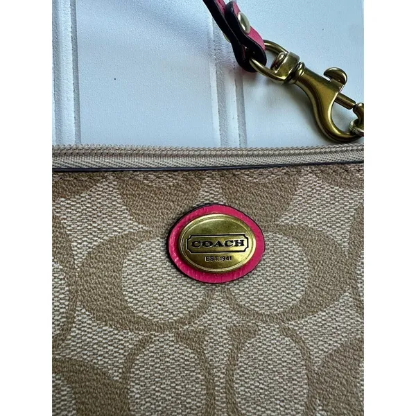 Coach Peyton Signature Brown Pink‎ Wristlet Wallet Gold Logo Zip Closure - Image 2