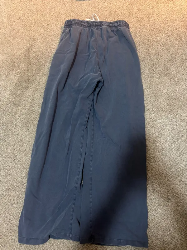 Brandy Melville Blue Sweatpants - Image 4