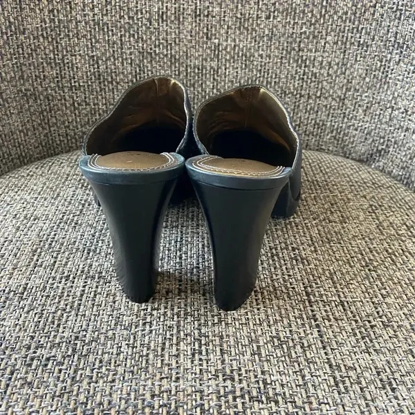 Unisa Leather Mules Size 7 1/2‎ - Image 4