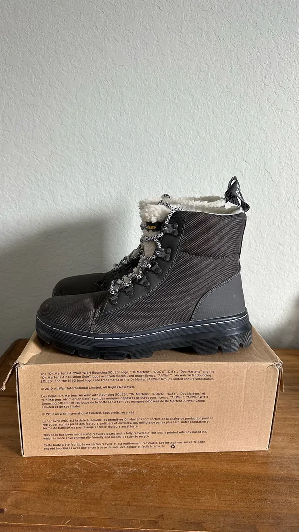 Boots Women’s Dr. Martens - Image 4