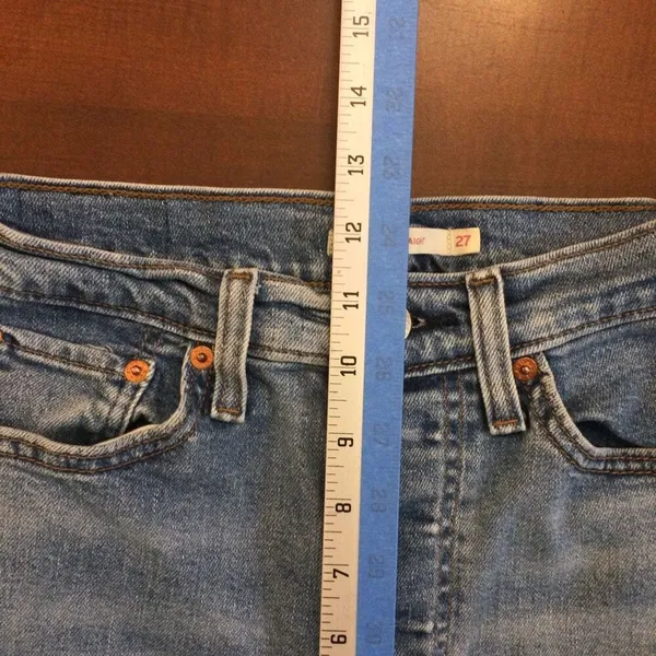 Levi’s Wedgie Straight Jeans 27 button fly raw hem - Image 6