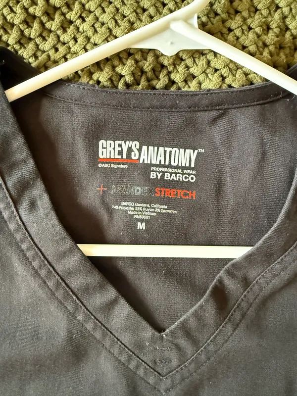 Grey's Anatomy Scrub Set - Image 3