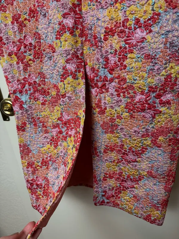 Lulu’s Ellarina Pink Multi Metallic Jacquard Midi Skirt Size M - Image 6