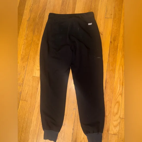 Figs black joggers xsp - Image 4