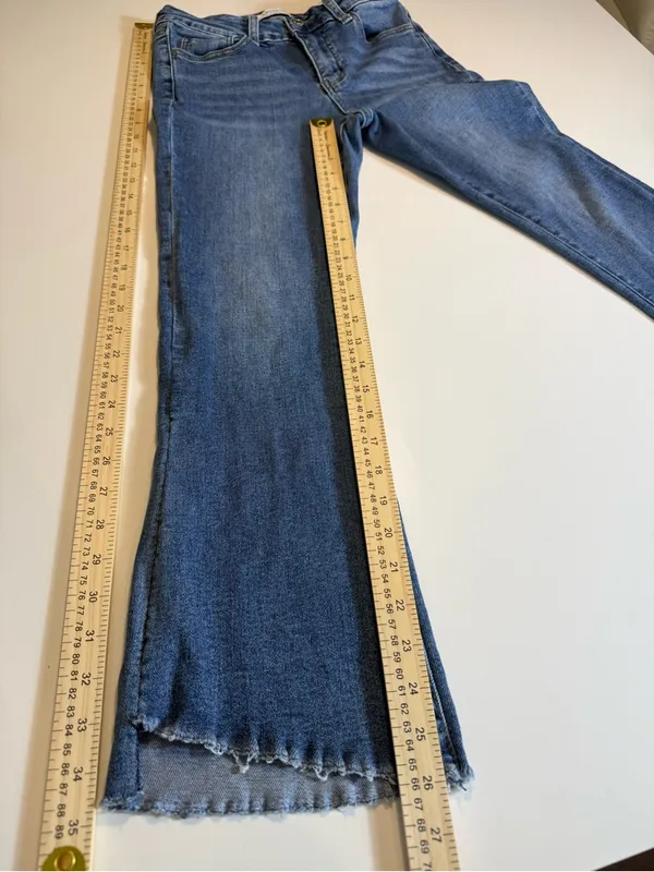 Lovervet by Vervet‎ High Rise Uneven Raw Hem Kick Flare Stretch Jeans Size 27 - Image 7