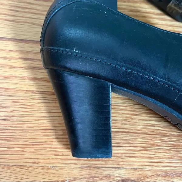Clarks Artisan Vermont Terrace Black Leather Pumps - Image 5