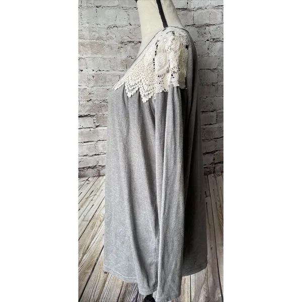 Umgee Womens Shirt L Long Sleeve Gray Shirt‎ Lace Top Casual - Image 3