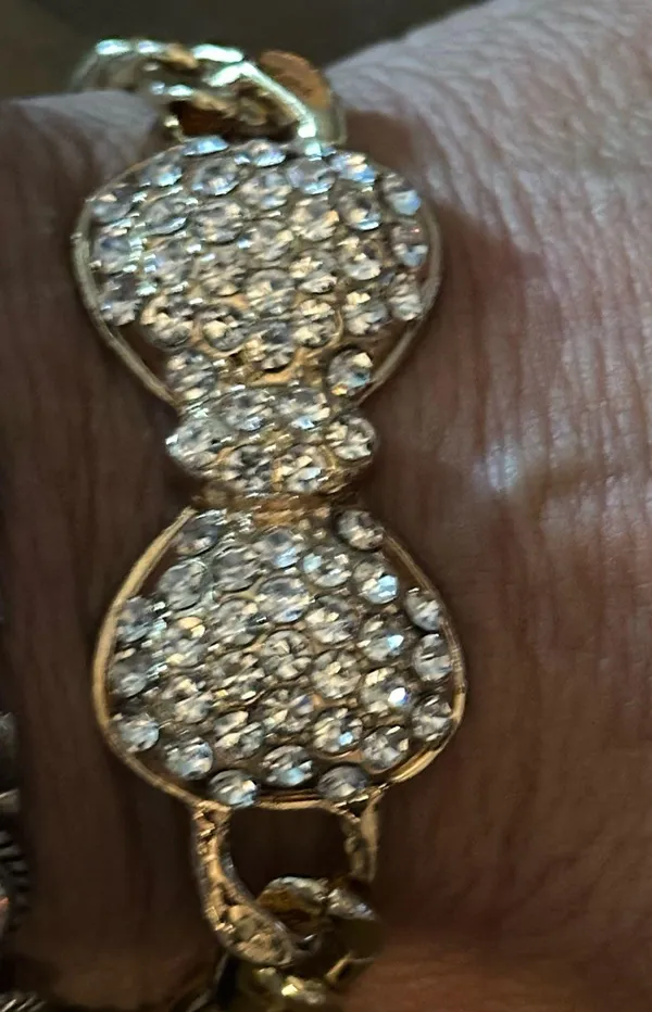 Gold tone pave bow tie bracelet, earrings and ring set - Image 3