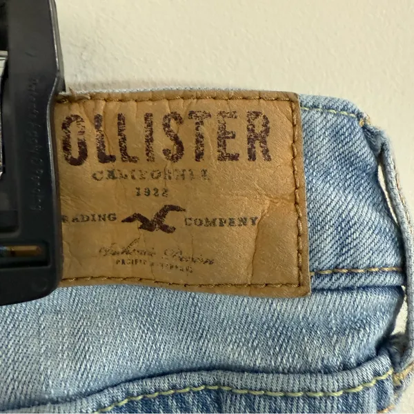 Hollister Women's Light Blue Skinny Jeans 30 x 31 - Image 6
