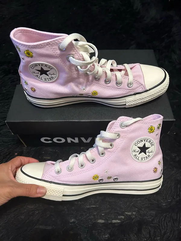 CONVERSE Ctas Hi top pink floral embroidered shoes sneakers women’s 8.5 new - Image 9