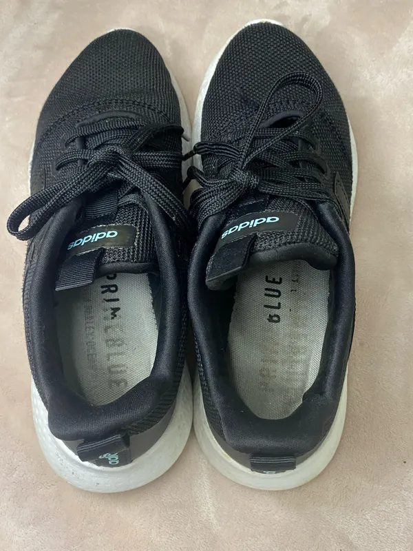 adidas Women’s sneaker Shoes Size 8 - Image 6