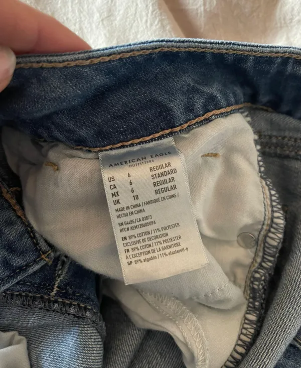 American Eagle Outfitters Tom Girl Jeans - Image 3