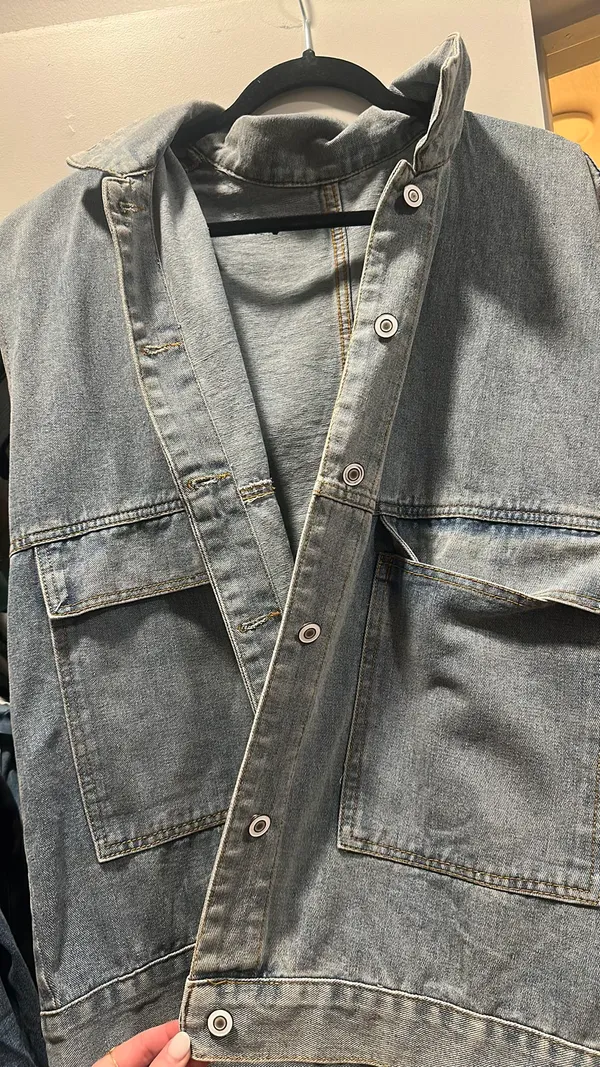 Oversized Jean Vest Size L - Image 2