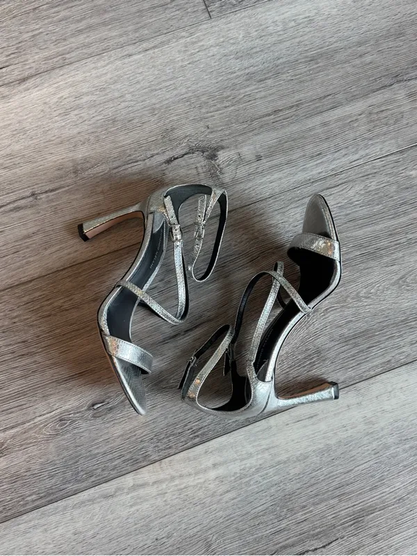 ANTONIO MELANI Leather Strappy Heel Sandals - Image 3