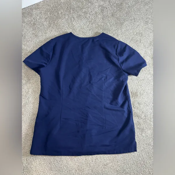 FIGS Casma 3 Pocket Scrub Top Women Medium Blue Stretch Medical Nurse Uniform - Image 2