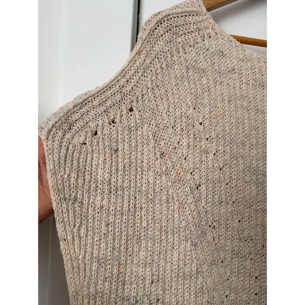 PILCRO Oversized Oatmeal Marl Knit Sweater Vest Deep V-Back Strap MEDIUM - Image 7