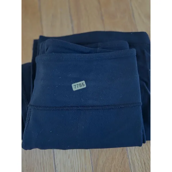 Lululemon size 4 Black Cropped Yoga Pants High-Waisted Design Womens - Image 3